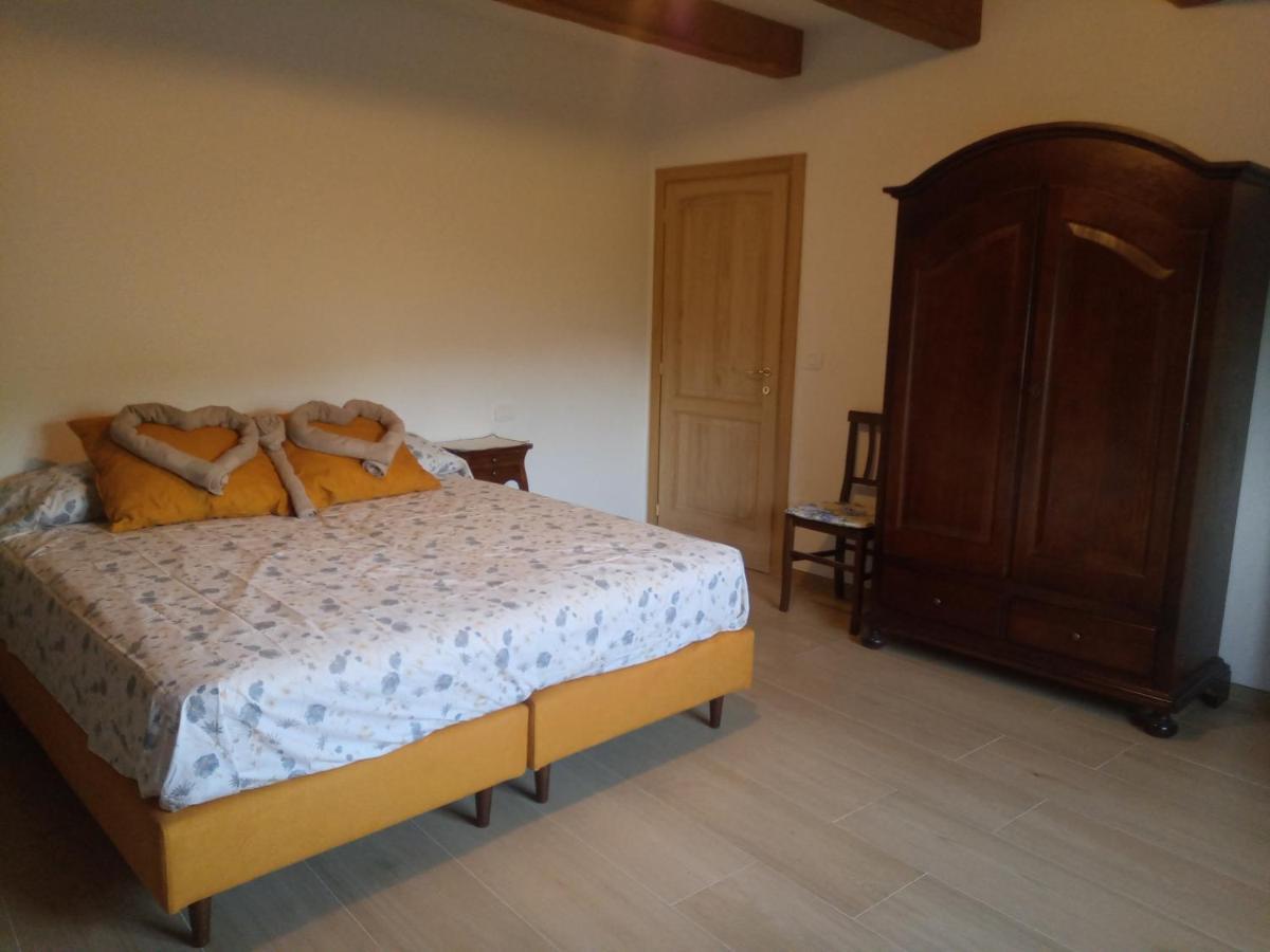 Agriturismo Il Regno Del Marrone Castel del Rio 외부 사진